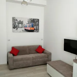 Comodo Per E Rho Fiera , Milano Italia