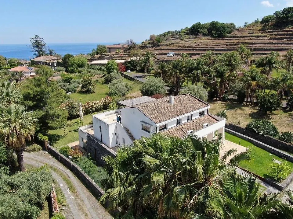 Petrasicula Apartment Aci Trezza 0*,