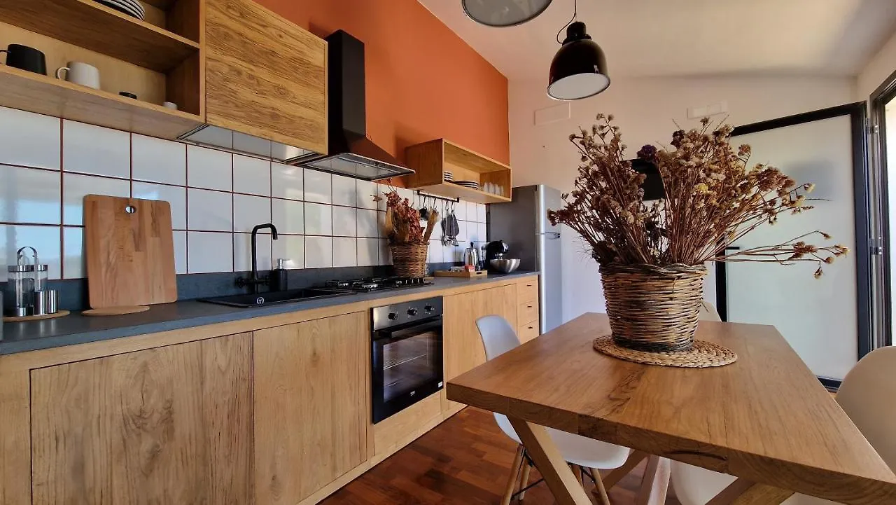 Petrasicula Apartment Aci Trezza 0*,  Italia
